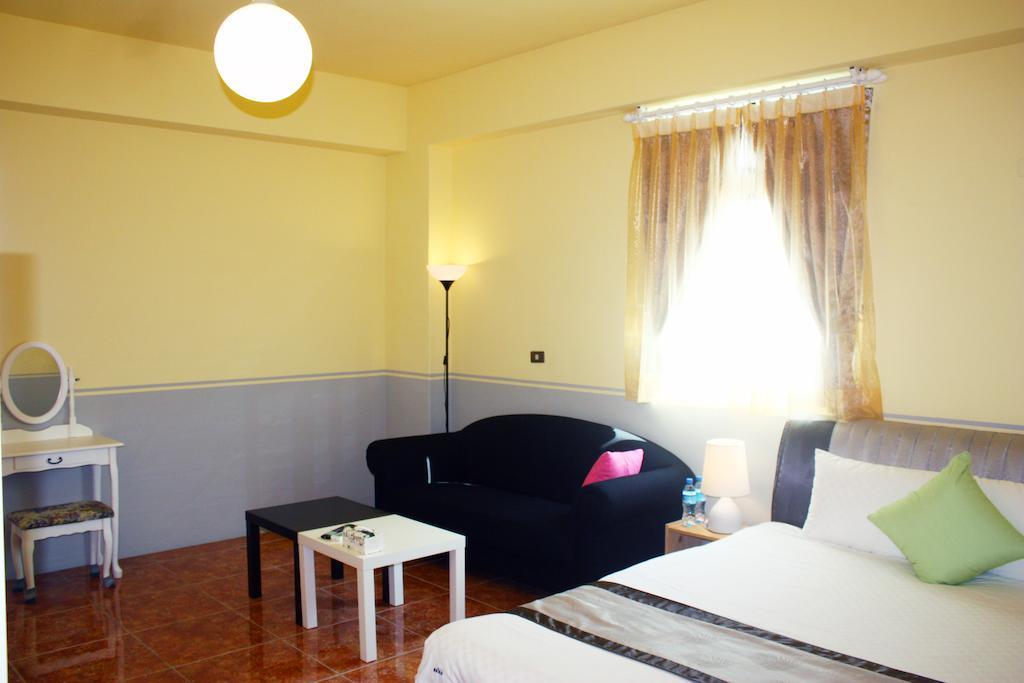 Mary 18 Apartment Taitung ภายนอก รูปภาพ