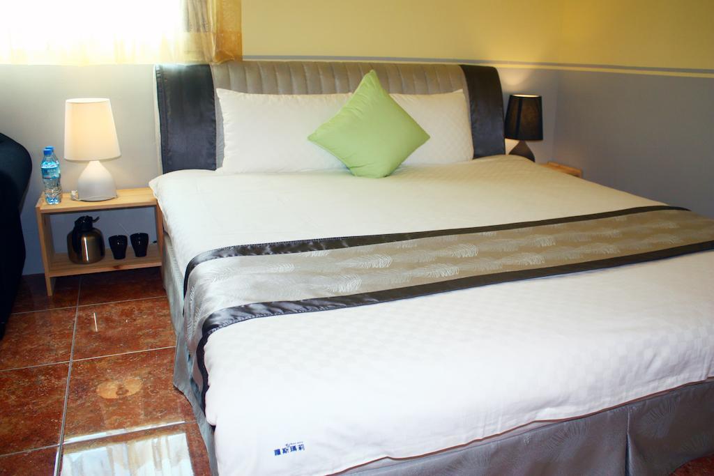 Mary 18 Apartment Taitung ภายนอก รูปภาพ