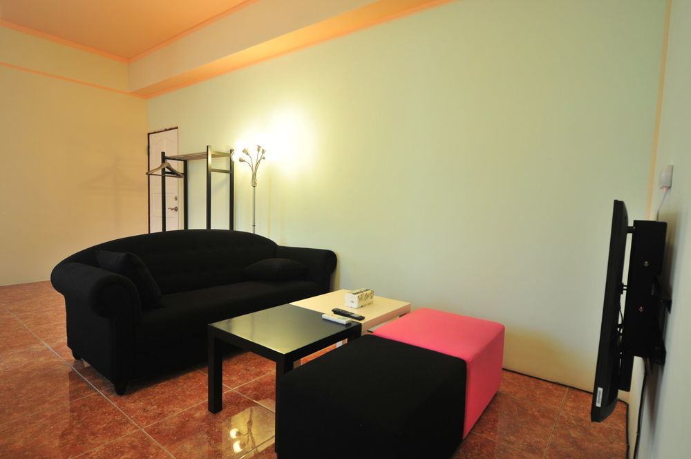 Mary 18 Apartment Taitung ภายนอก รูปภาพ